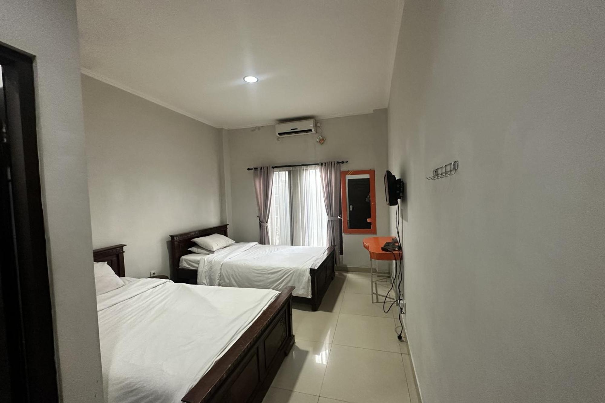 Hotel Warta Dua Denpasar Exterior foto