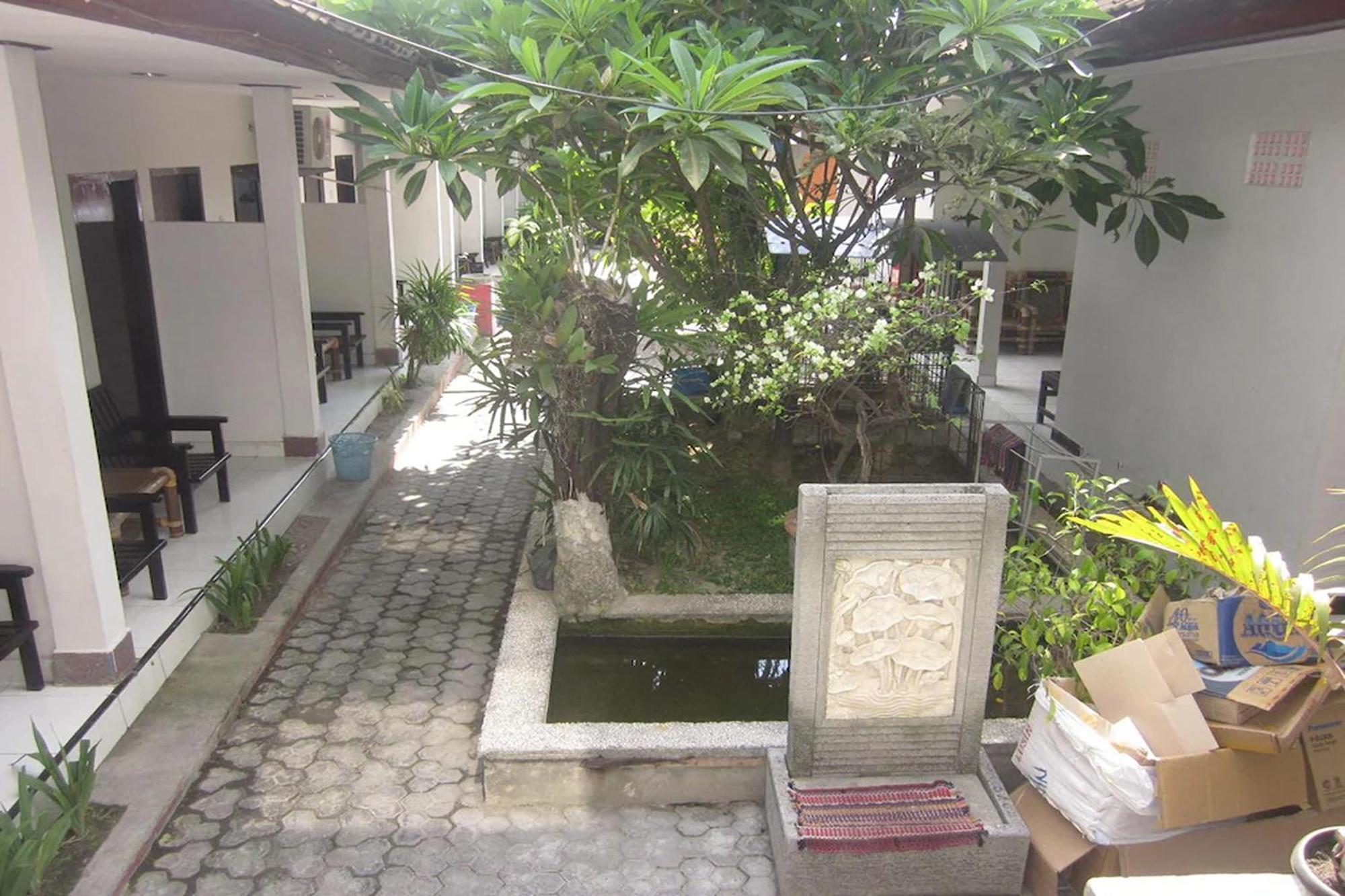 Hotel Warta Dua Denpasar Exterior foto